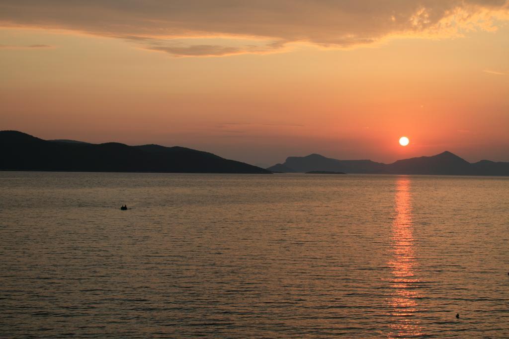 Sunset Apartments Слано Экстерьер фото